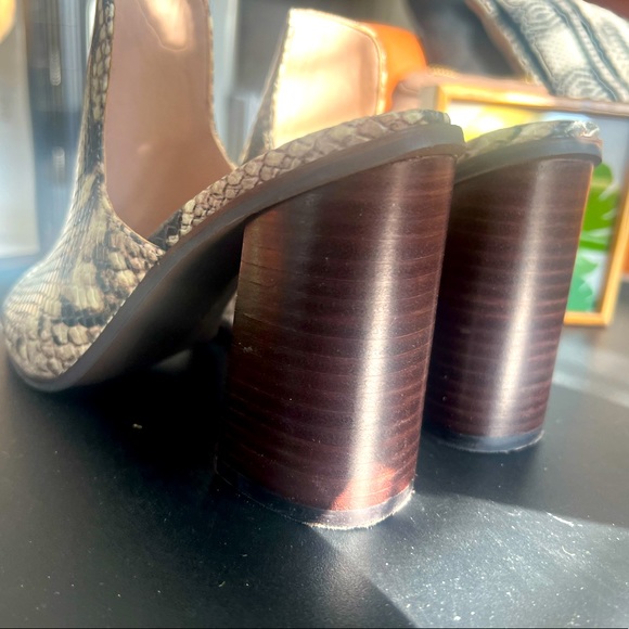 ALDO Snakeskin Print Open Toe Mule/Heel - Picture 6 of 10